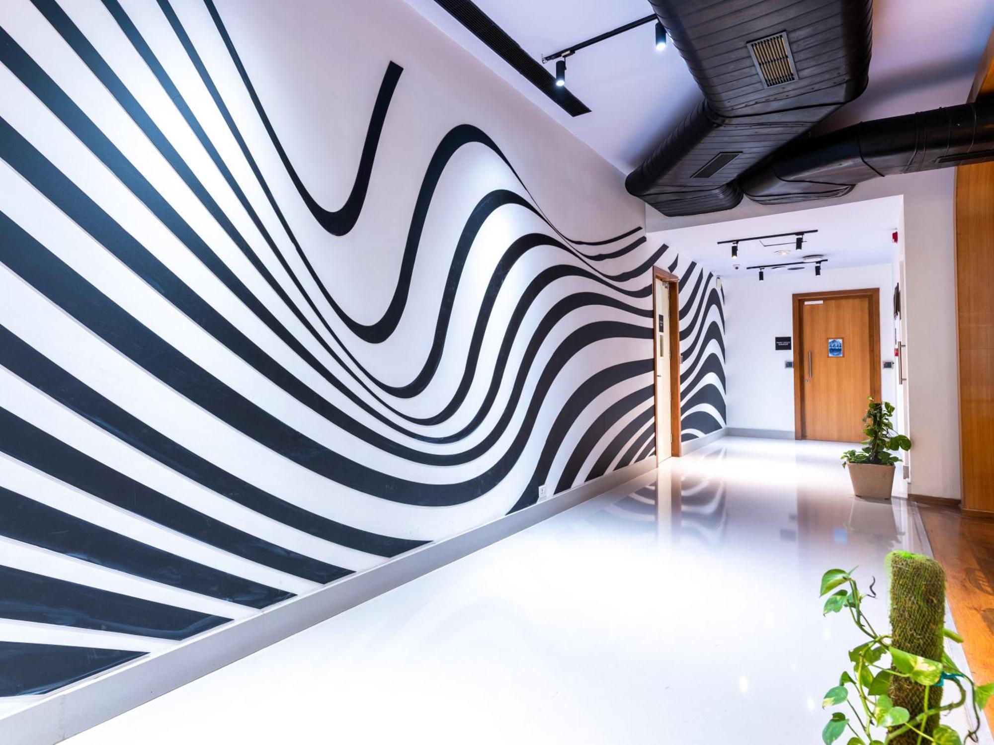 Sunday Chandigarh Hotel 5*
