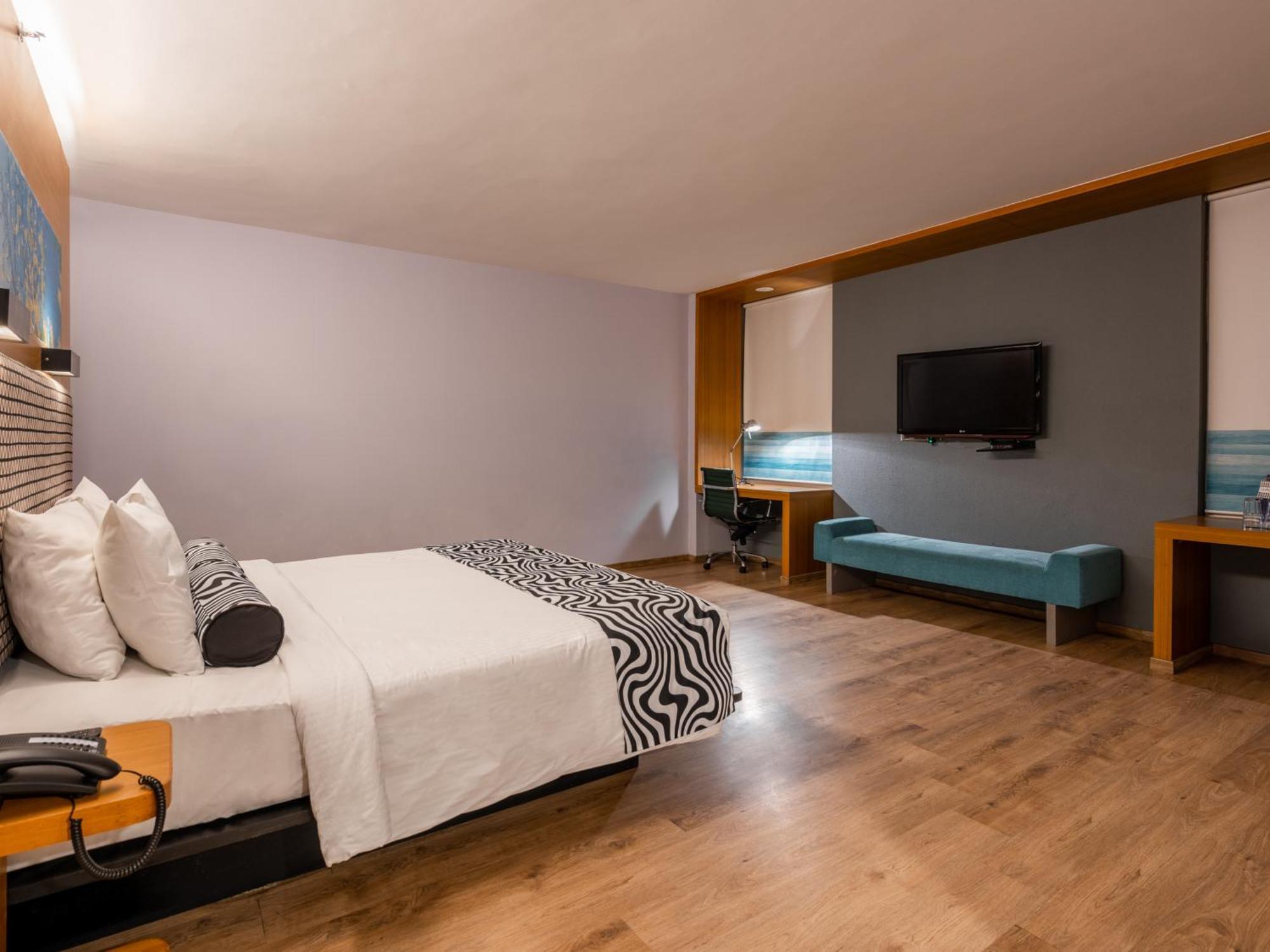 Sunday Chandigarh Hotel 5*
